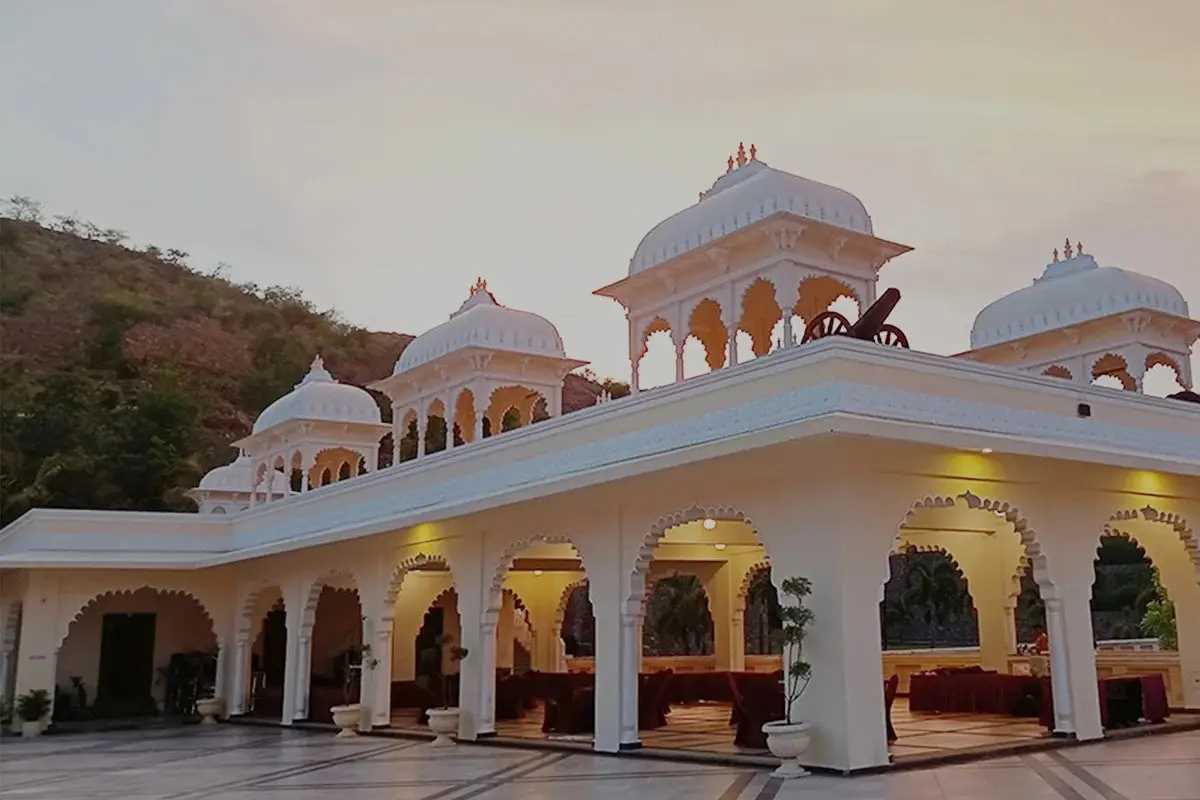 Labh Garh Palace